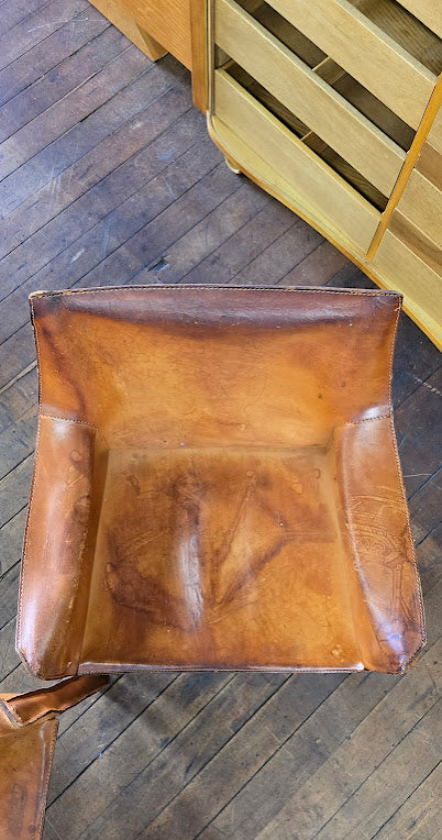 Pair of Cab 413 Armchairs in Cognac Leather by Mario Bellini for Cassina