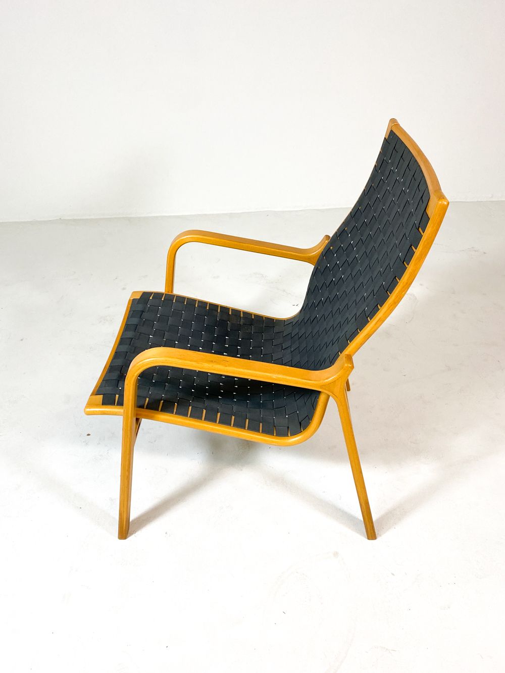Scandinavian Bentwood Lounge Chair