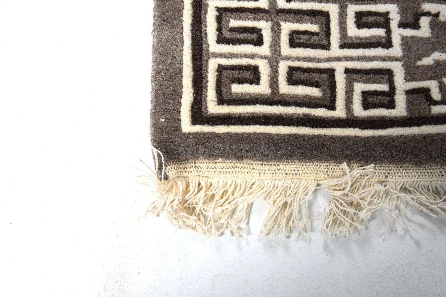 Vintage Hand-Knotted Wool Rug – Grey & Ivory Geometric