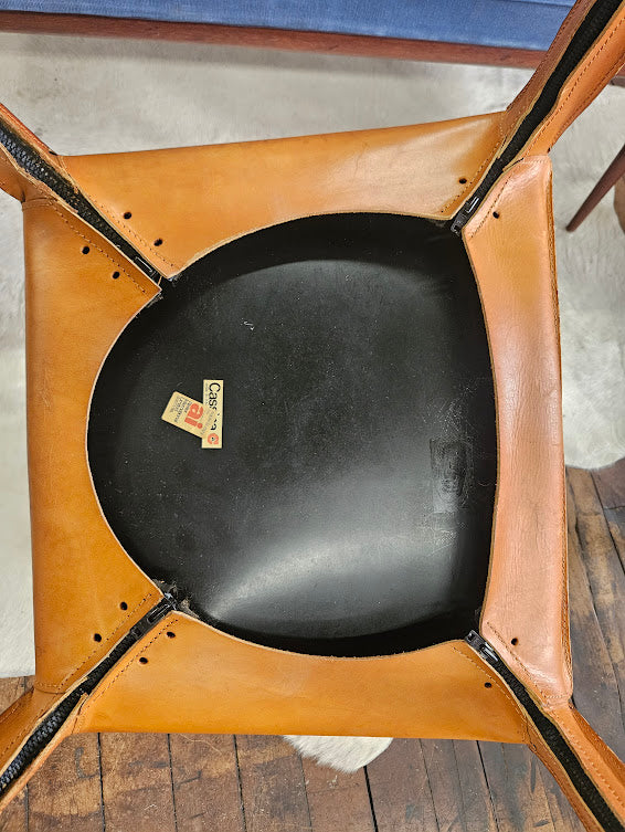 Pair of Cab 413 Armchairs in Cognac Leather by Mario Bellini for Cassina