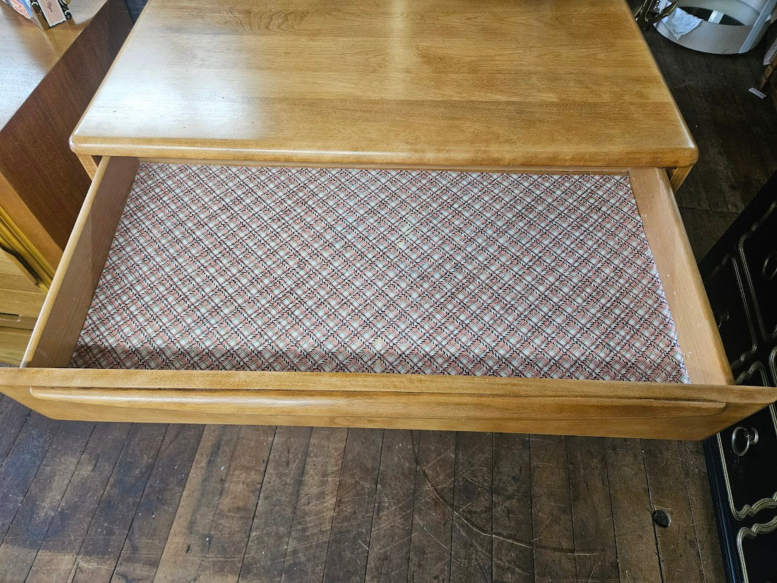 Heywood Wakefield Server