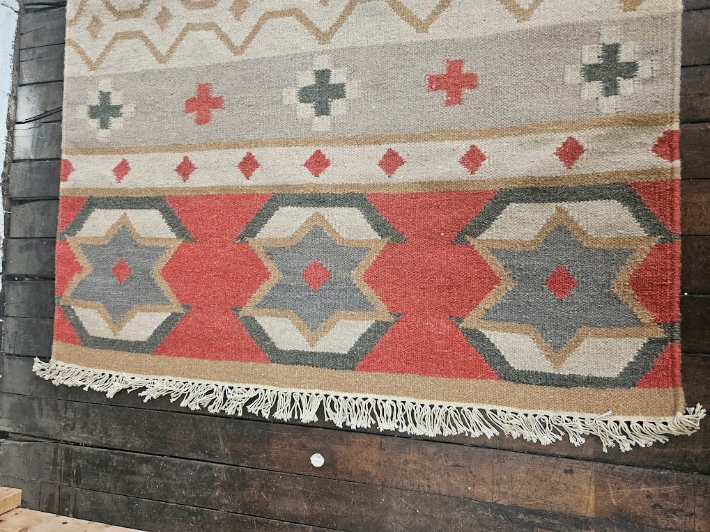Authentic Turkish Kilim Rug – Geometric Tribal Flatweave