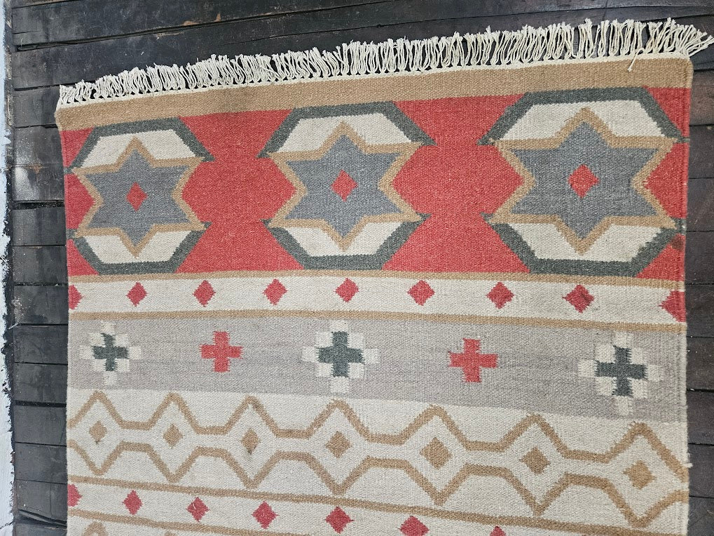 Authentic Turkish Kilim Rug – Geometric Tribal Flatweave