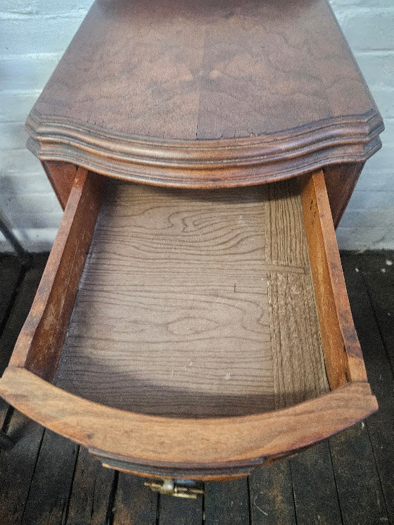 Antique Early 20th Century Burl Mahogany Bedside Table / Nightstand