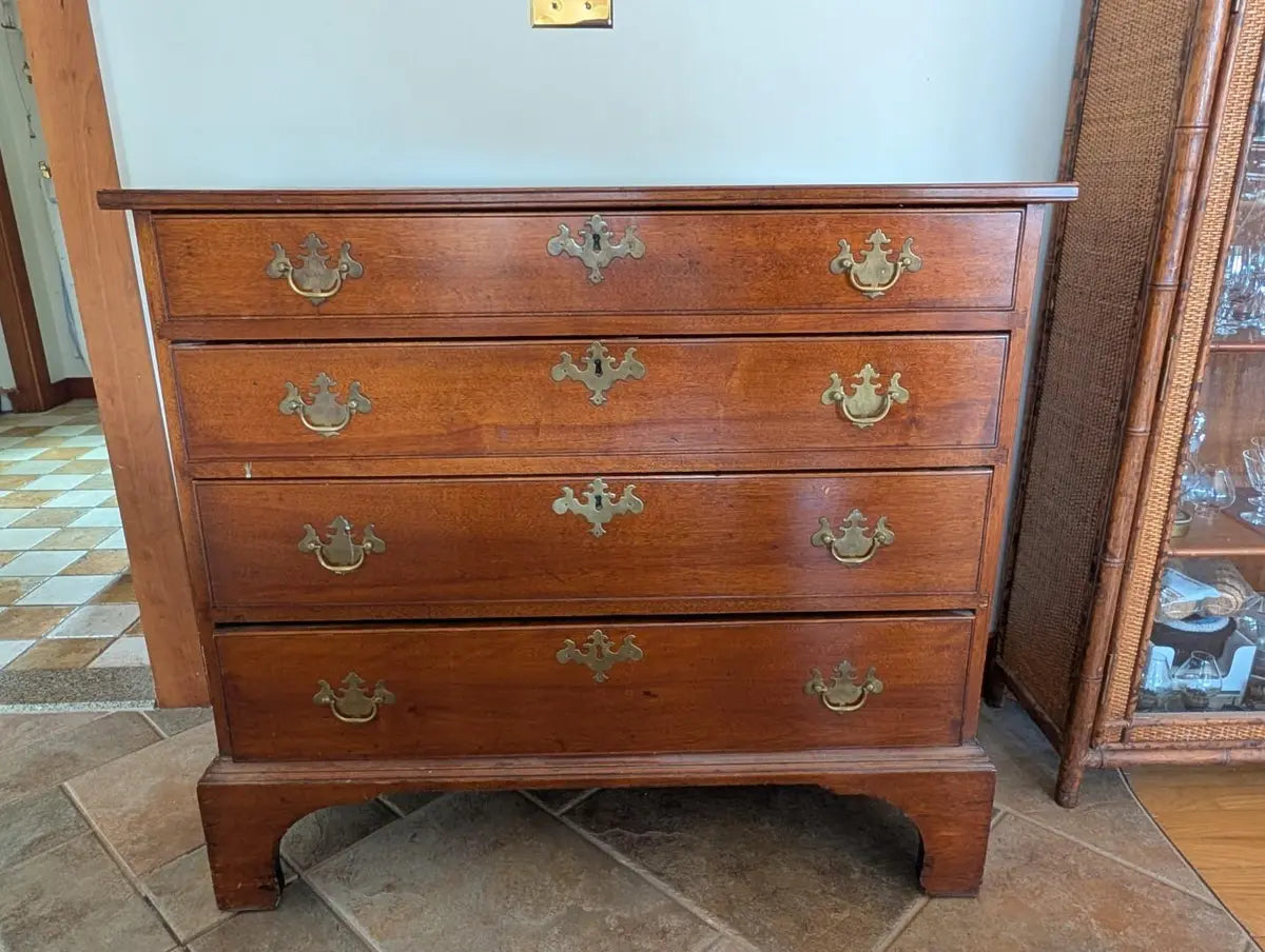 Antique Chippendale Solid Mahogany 4-Drawer Chest of Drawers