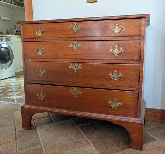 Antique Chippendale Solid Mahogany 4-Drawer Chest of Drawers